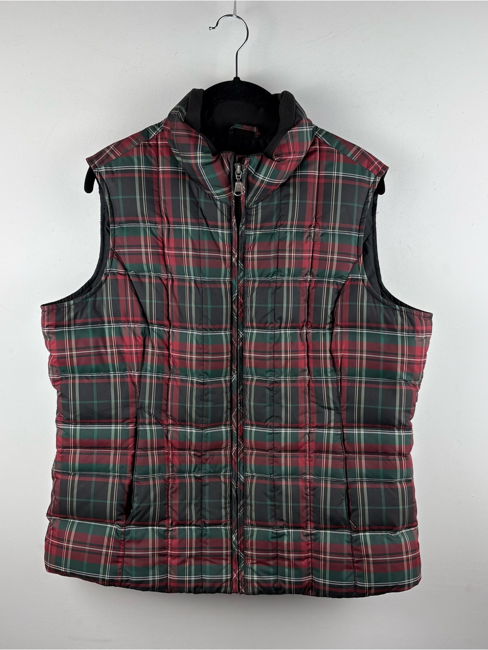 Eddie Bauer Goose Down Puffer Vest Women's Large Black Tartan Plaid Holiday Warm